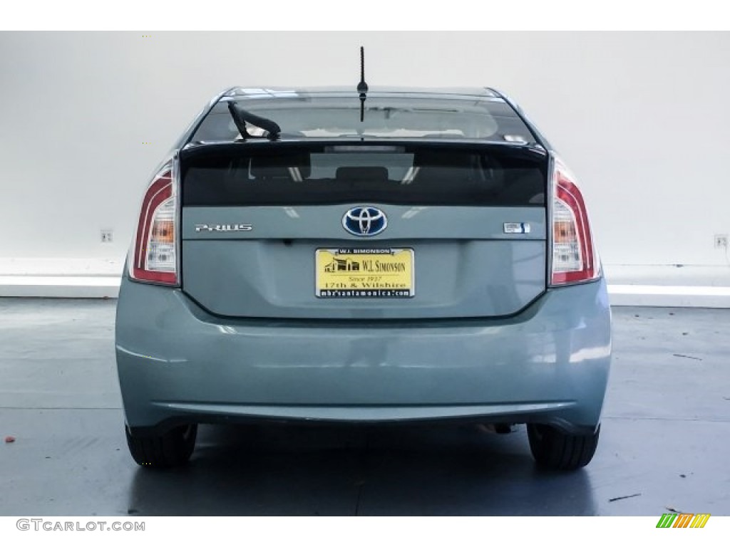 2015 Prius Two Hybrid - Nautical Blue Metallic / Dark Gray photo #3