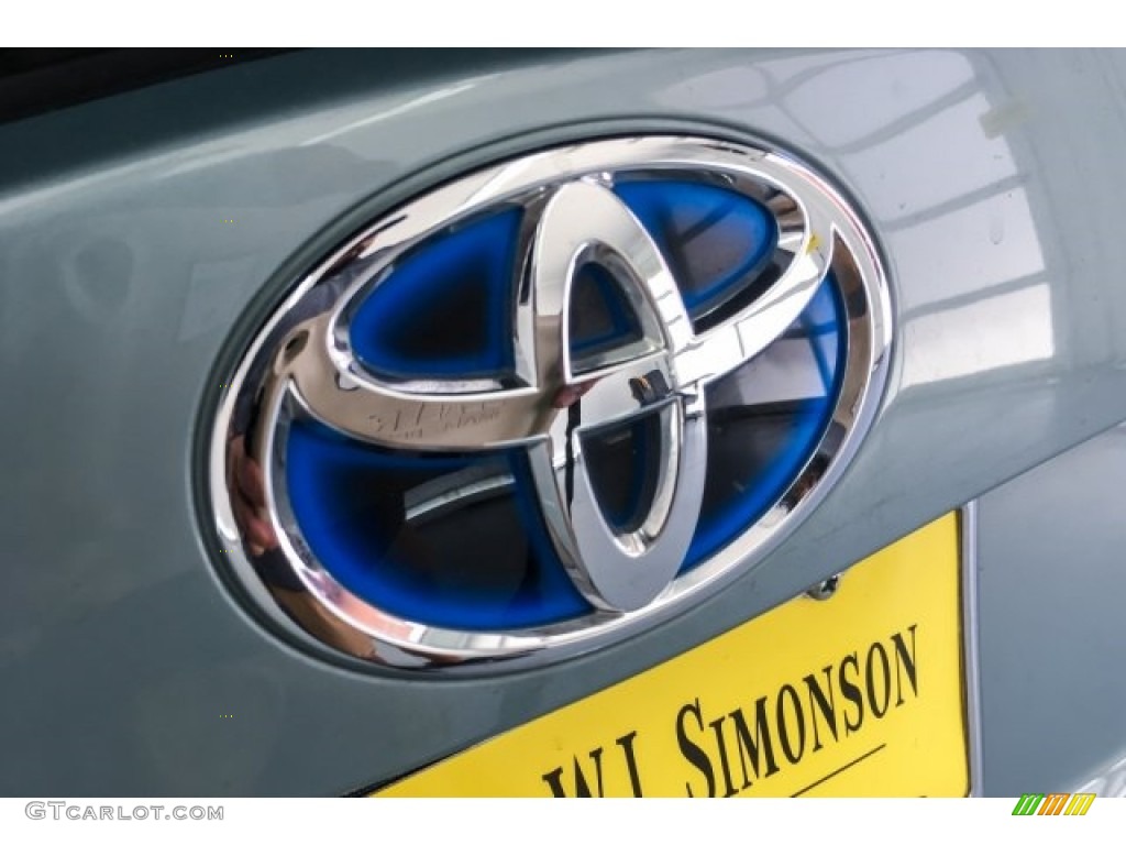 2015 Prius Two Hybrid - Nautical Blue Metallic / Dark Gray photo #25