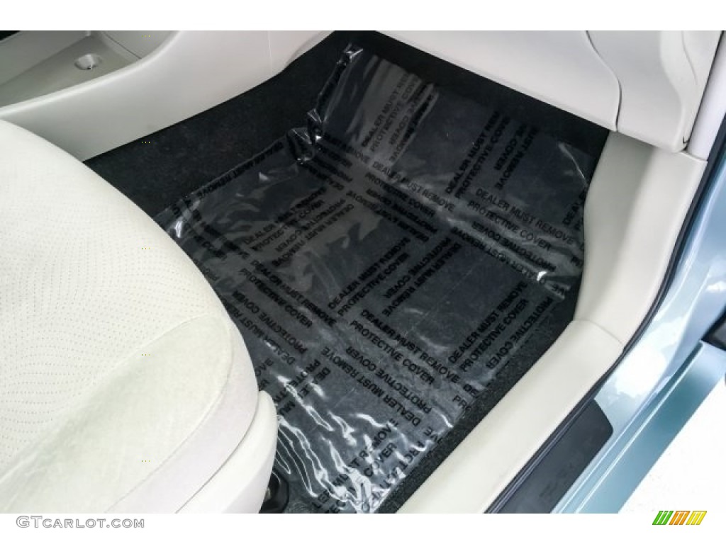 2015 Prius Two Hybrid - Nautical Blue Metallic / Dark Gray photo #27