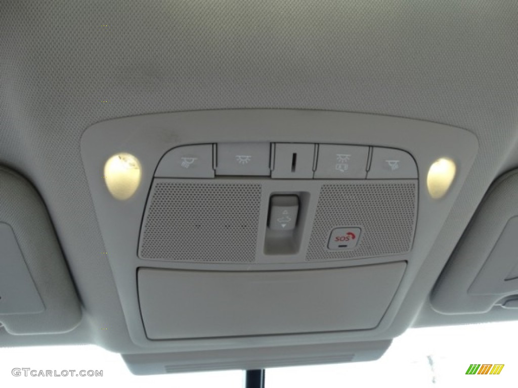 2014 Q 50 3.7 AWD Premium - Black Obsidian / Graphite photo #30