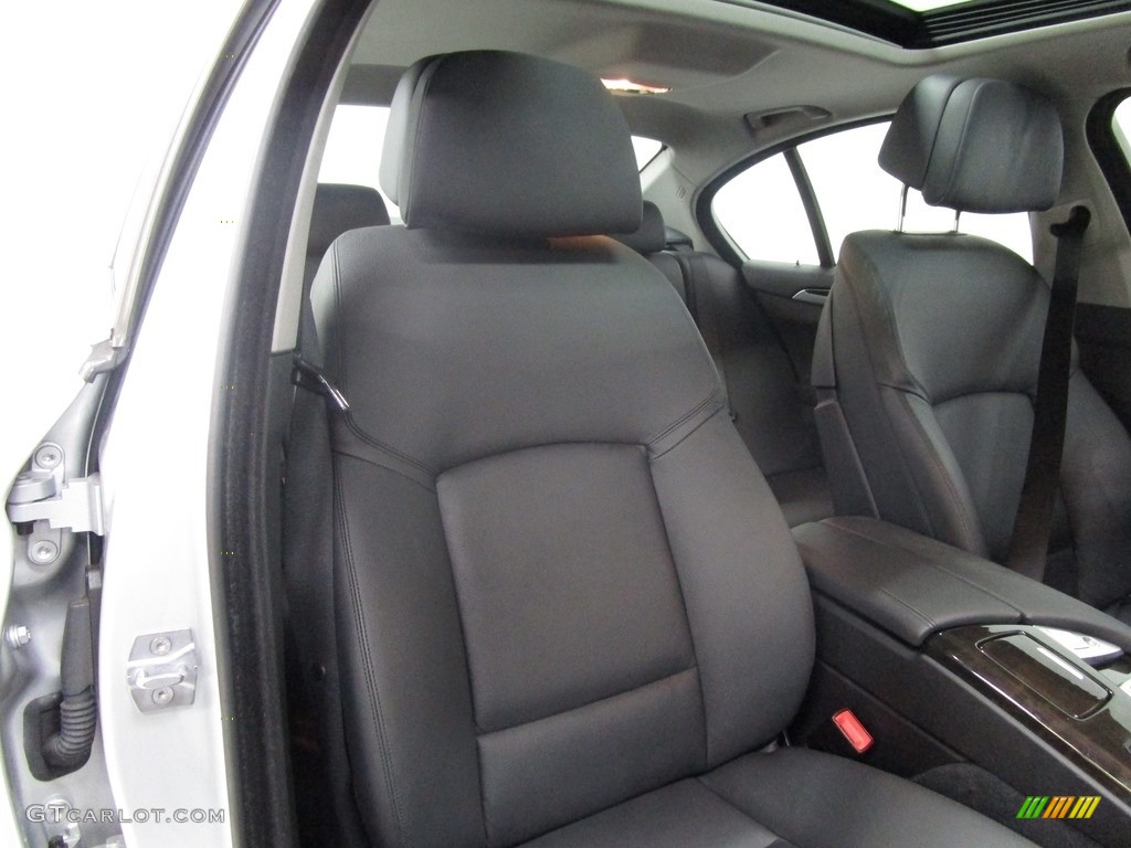 2014 5 Series 550i Sedan - Glacier Silver Metallic / Black photo #17