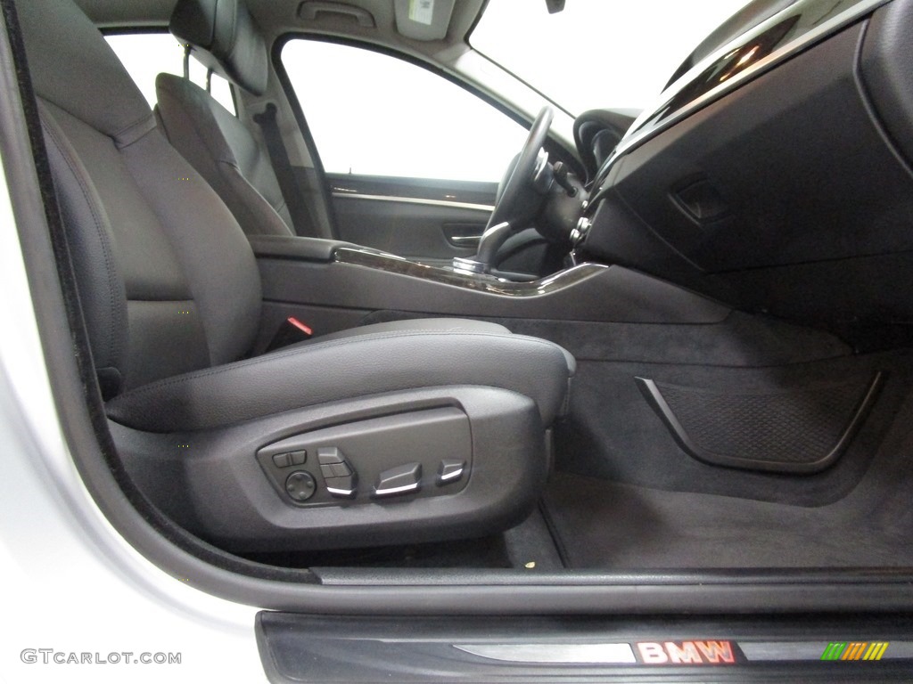 2014 5 Series 550i Sedan - Glacier Silver Metallic / Black photo #18