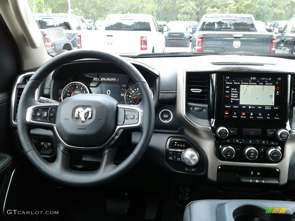 2019 1500 Laramie Crew Cab 4x4 - Granite Crystal Metallic / Black photo #13