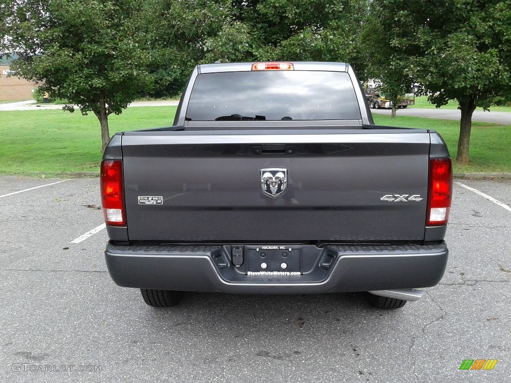 2018 1500 Express Crew Cab 4x4 - Granite Crystal Metallic / Black/Diesel Gray photo #7