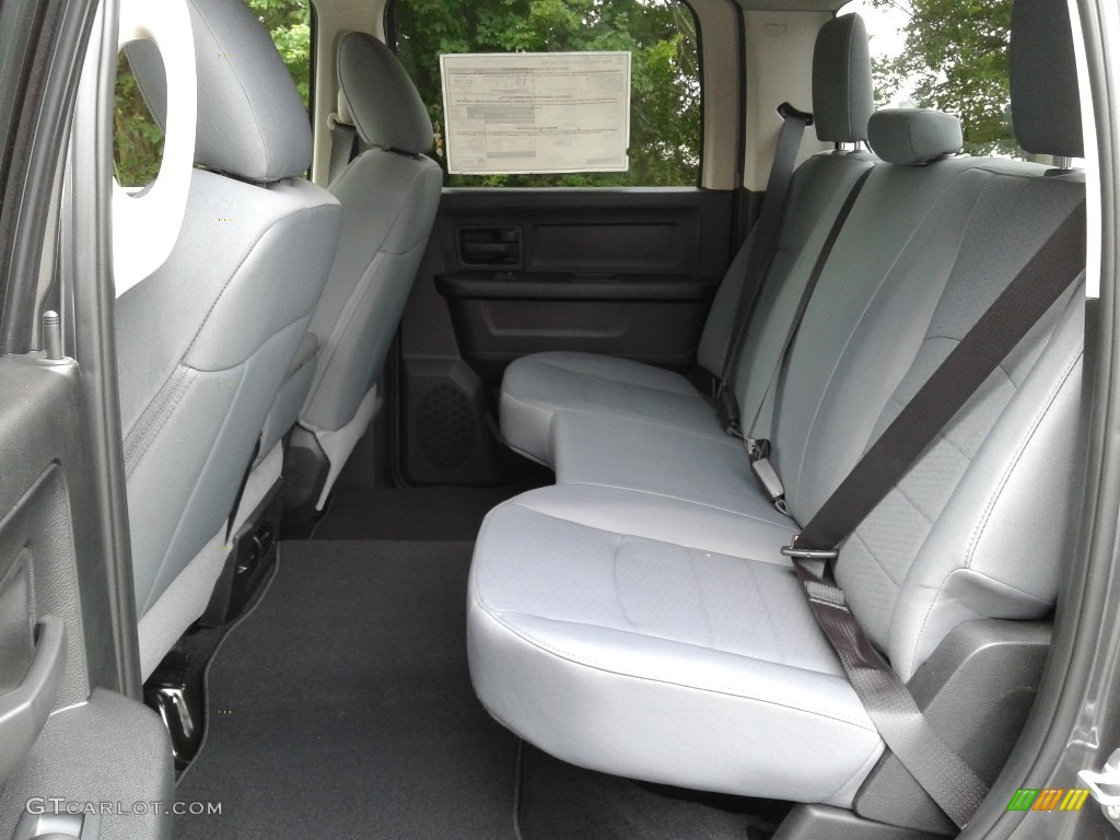 2018 1500 Express Crew Cab 4x4 - Granite Crystal Metallic / Black/Diesel Gray photo #11