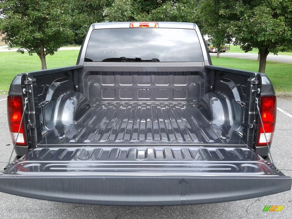 2018 1500 Express Crew Cab 4x4 - Granite Crystal Metallic / Black/Diesel Gray photo #12