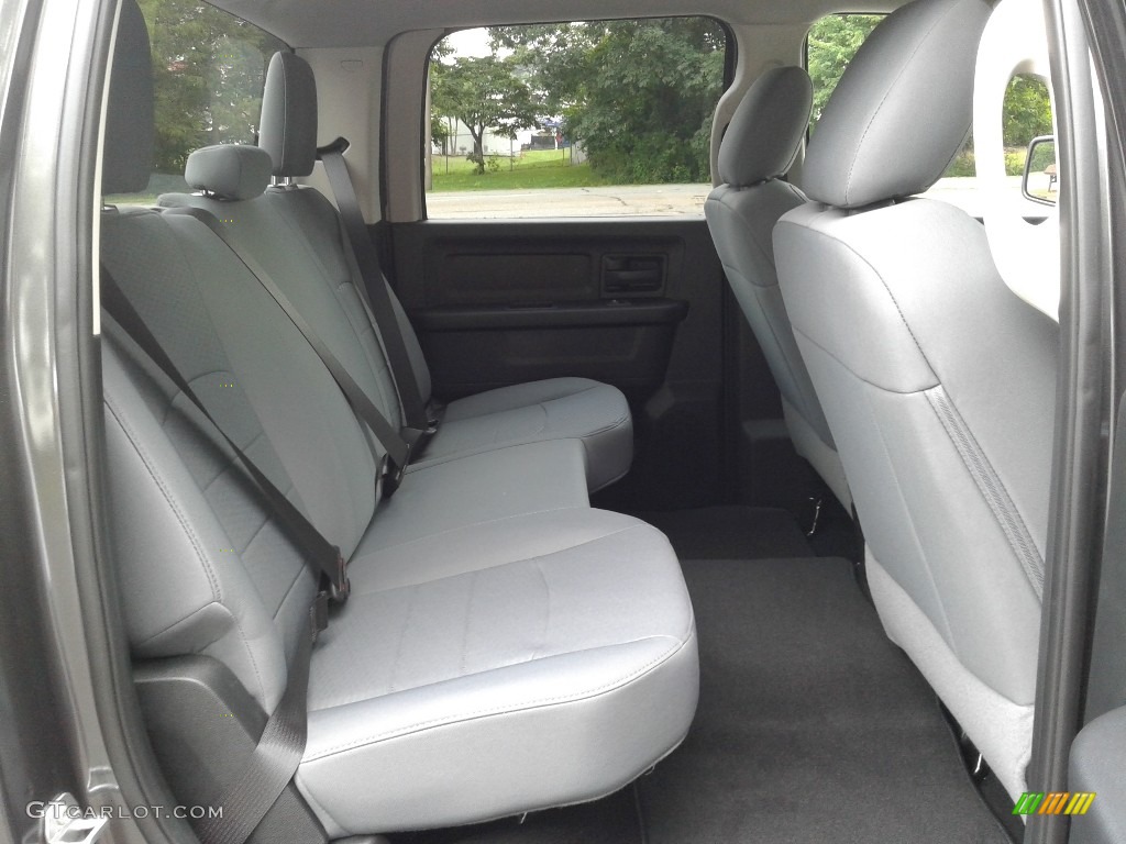 2018 1500 Express Crew Cab 4x4 - Granite Crystal Metallic / Black/Diesel Gray photo #13