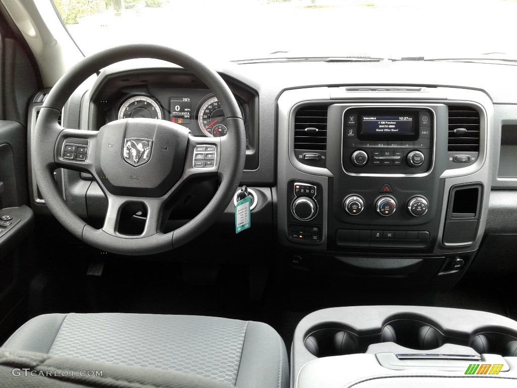 2018 1500 Express Crew Cab 4x4 - Granite Crystal Metallic / Black/Diesel Gray photo #24