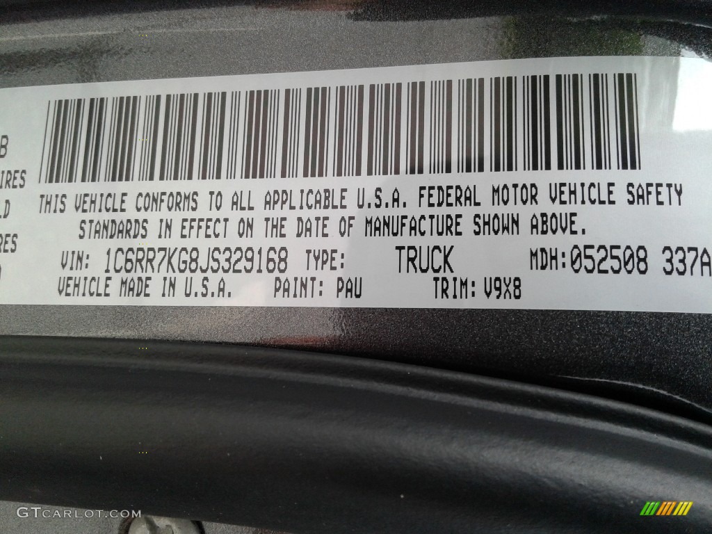 2018 1500 Express Crew Cab 4x4 - Granite Crystal Metallic / Black/Diesel Gray photo #27