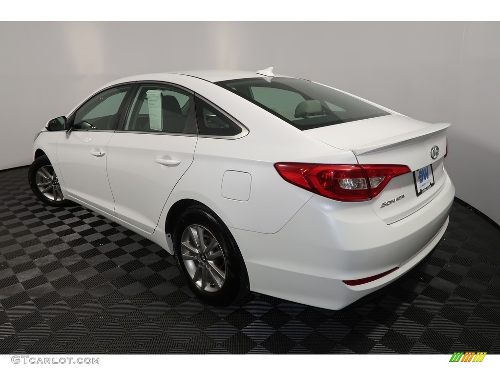 2016 Sonata SE - Quartz White Pearl / Gray photo #9