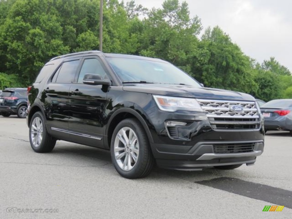 2018 Explorer XLT - Shadow Black / Ebony Black photo #1