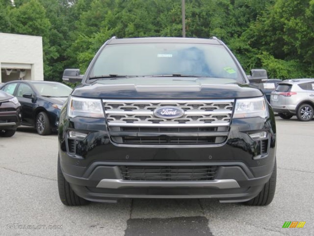 2018 Explorer XLT - Shadow Black / Ebony Black photo #2