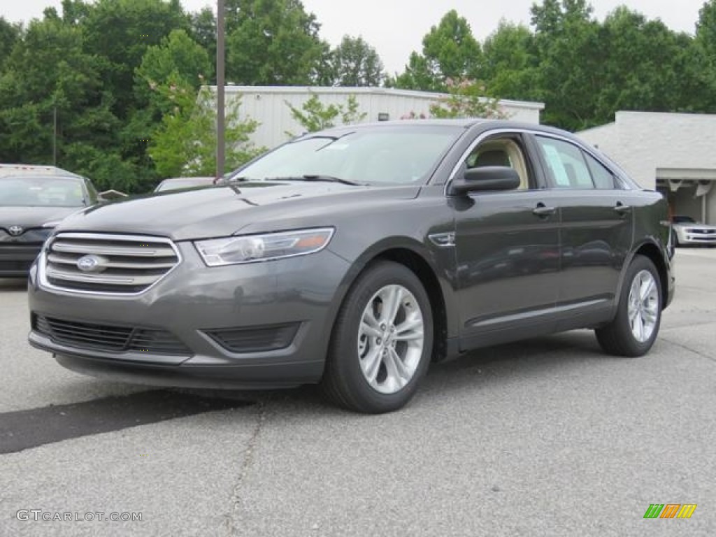 2018 Taurus SE - Magnetic / Dune photo #3