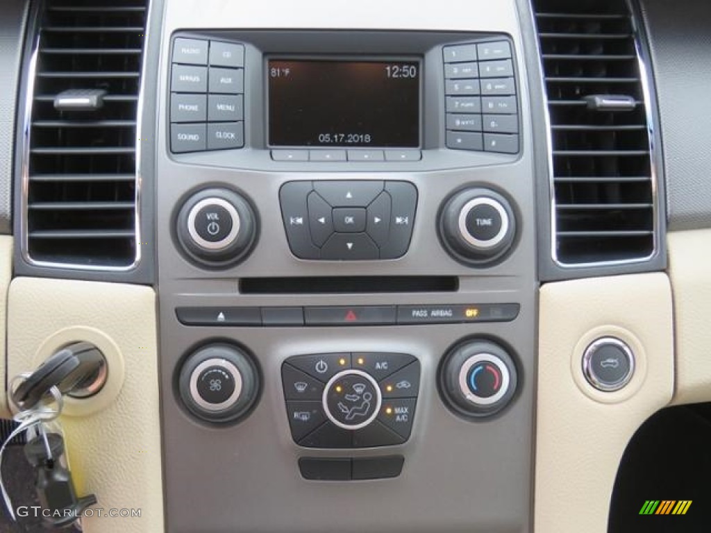 2018 Taurus SE - Magnetic / Dune photo #12