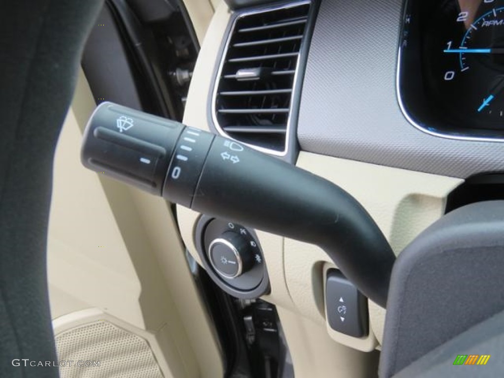 2018 Taurus SE - Magnetic / Dune photo #17