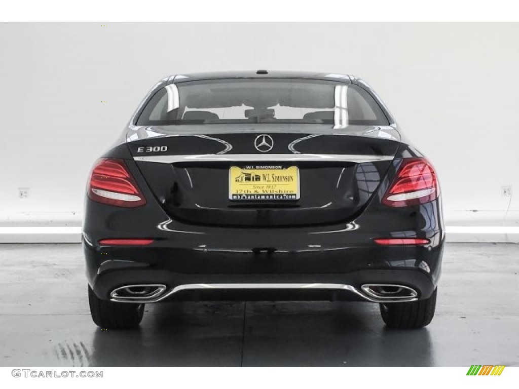 2018 E 300 Sedan - Black / Black photo #4