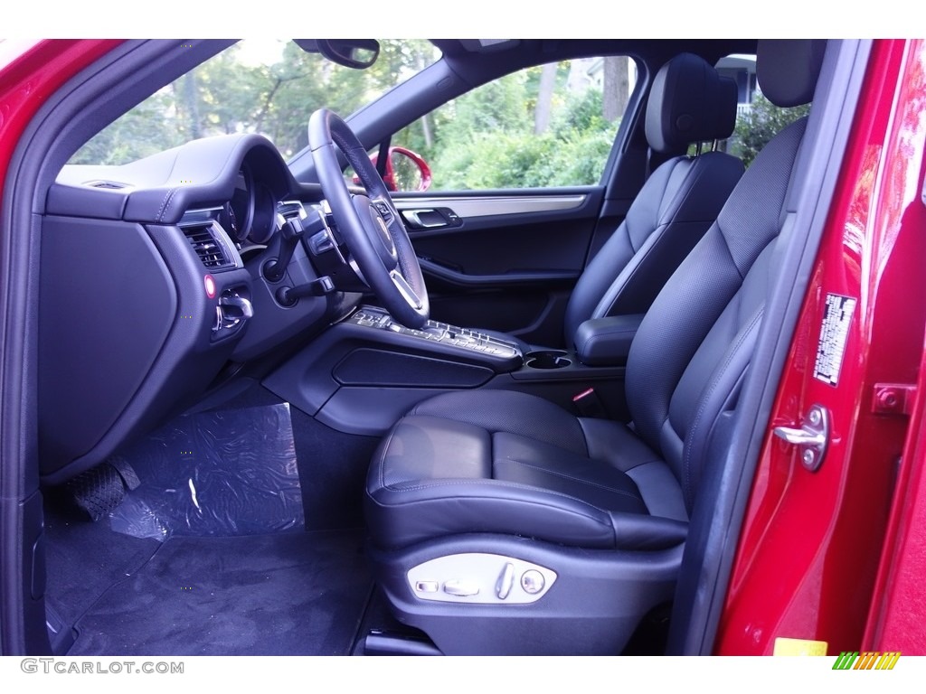 2018 Porsche Macan GTS Front Seat Photo #127976780