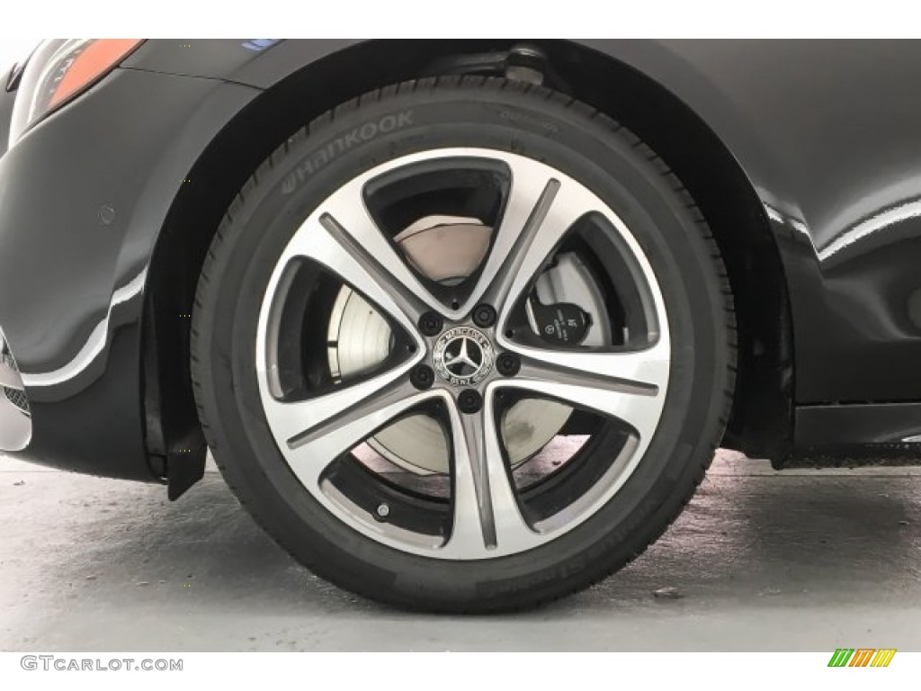 2018 E 300 Sedan - Black / Black photo #9
