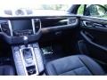 Black - Macan  Photo No. 15