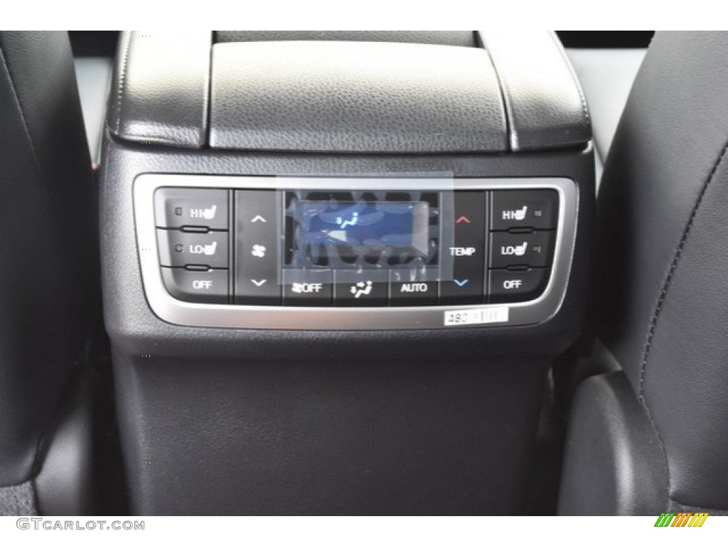 2018 Highlander Limited AWD - Midnight Black Metallic / Black photo #17