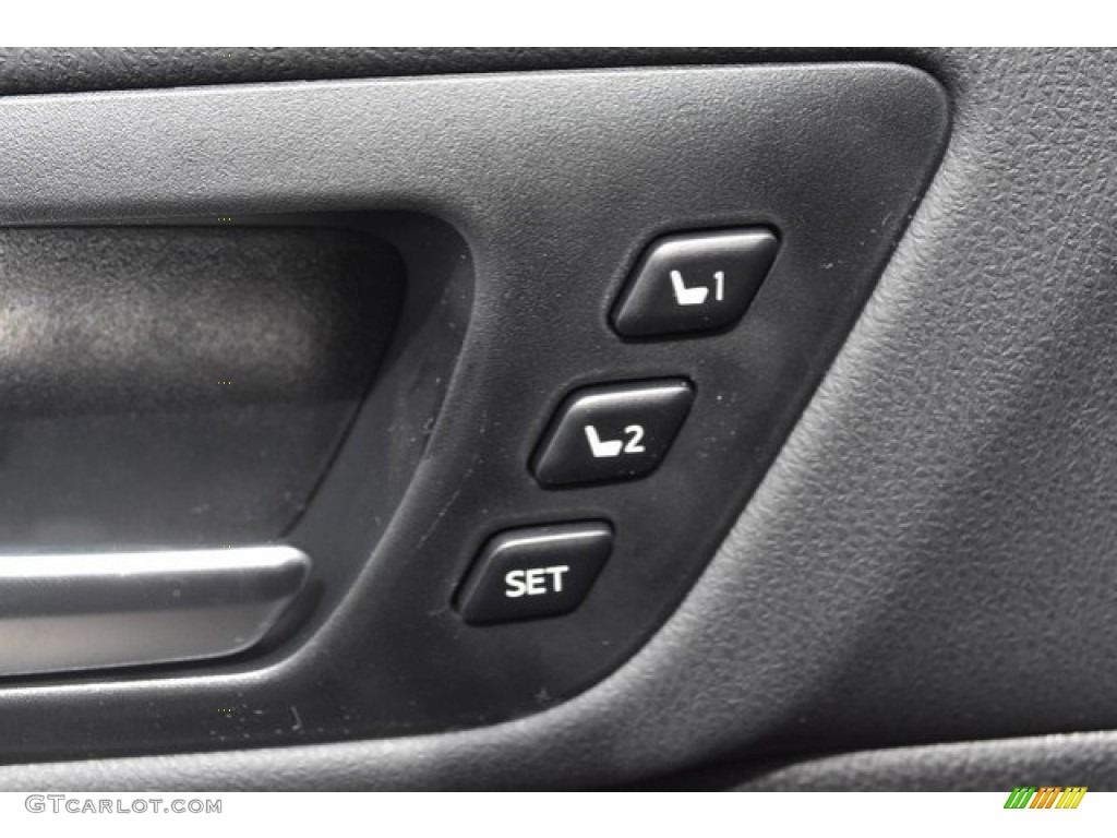 2018 Highlander Limited AWD - Midnight Black Metallic / Black photo #28