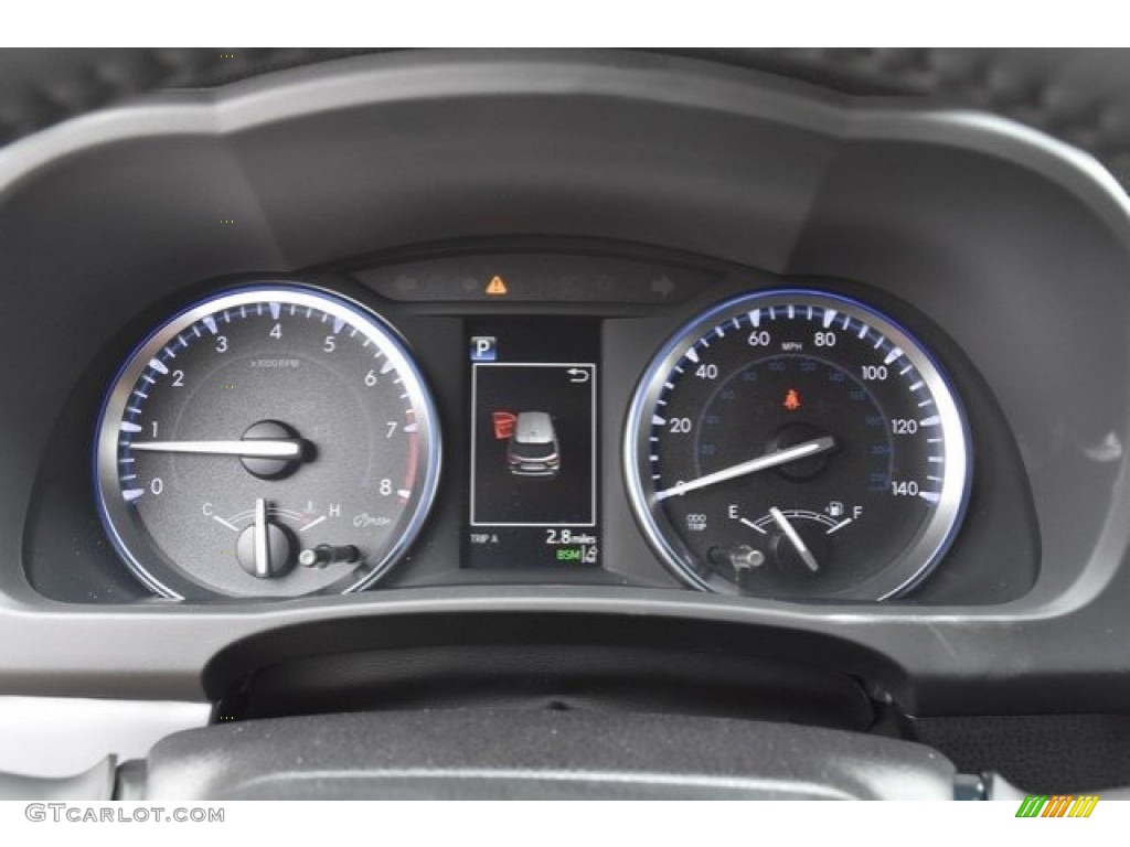 2018 Highlander Limited AWD - Midnight Black Metallic / Black photo #32