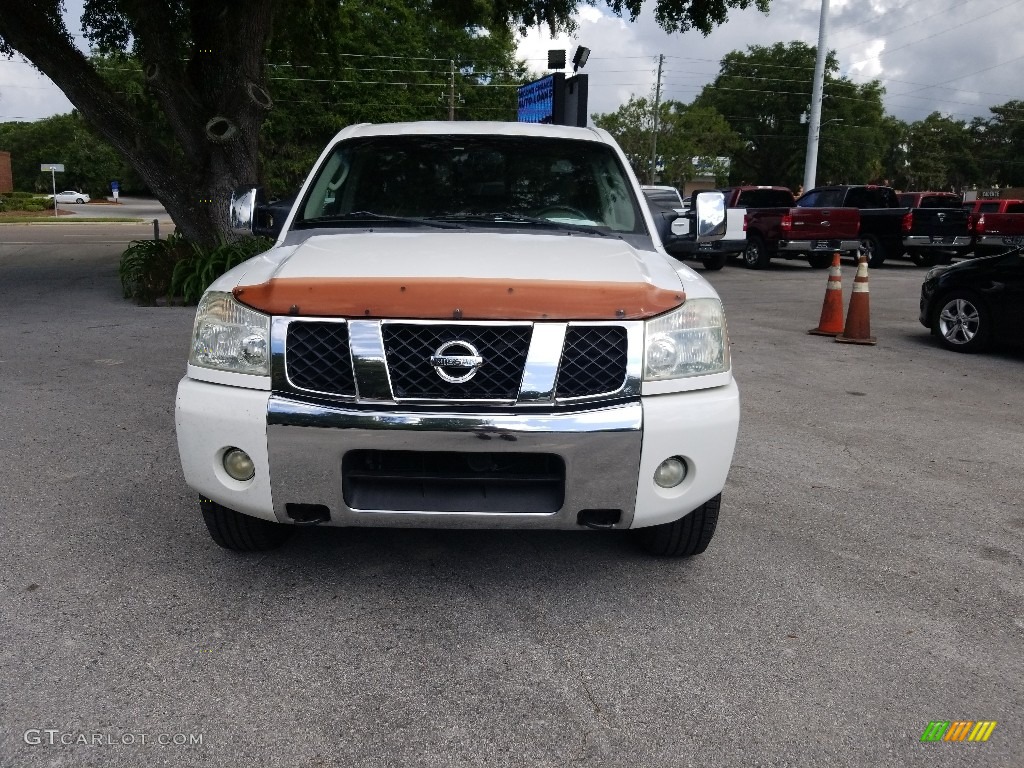 2004 Titan LE Crew Cab 4x4 - White / Sand/Steel photo #8