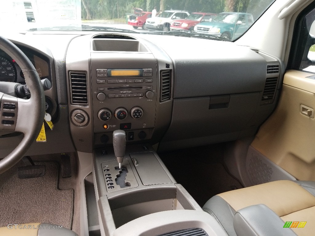 2004 Titan LE Crew Cab 4x4 - White / Sand/Steel photo #14