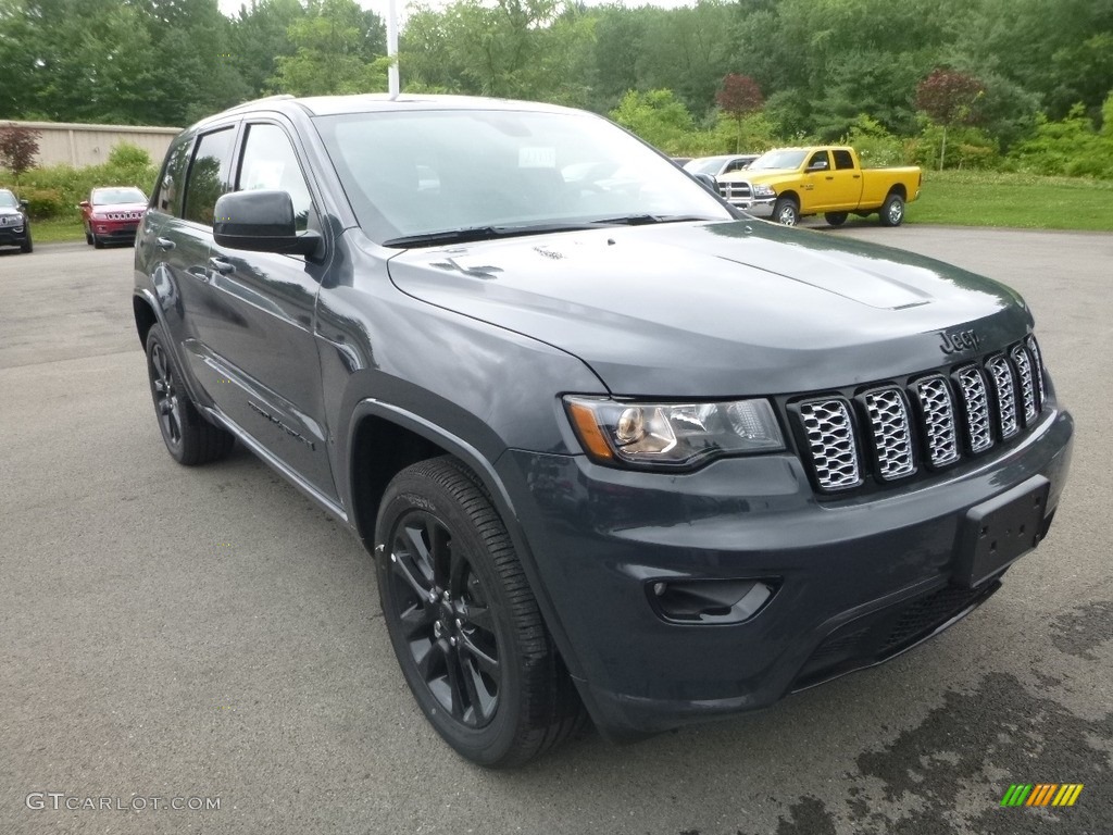 2018 Grand Cherokee Laredo 4x4 - Rhino / Black photo #7