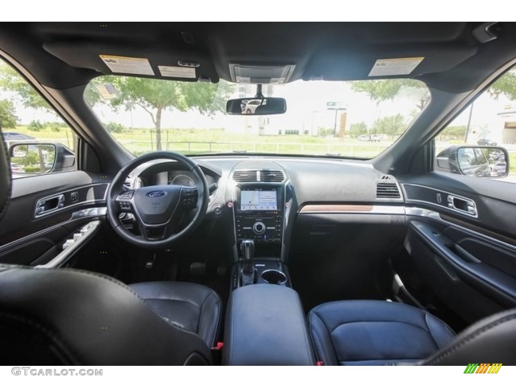 2018 Explorer Limited - Shadow Black / Ebony Black photo #9