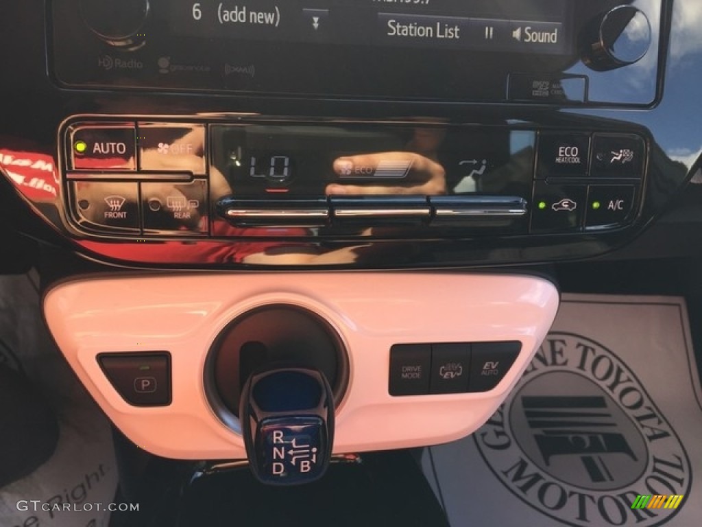 2018 Prius Prime Plus - Blue Magnetism / Black photo #16