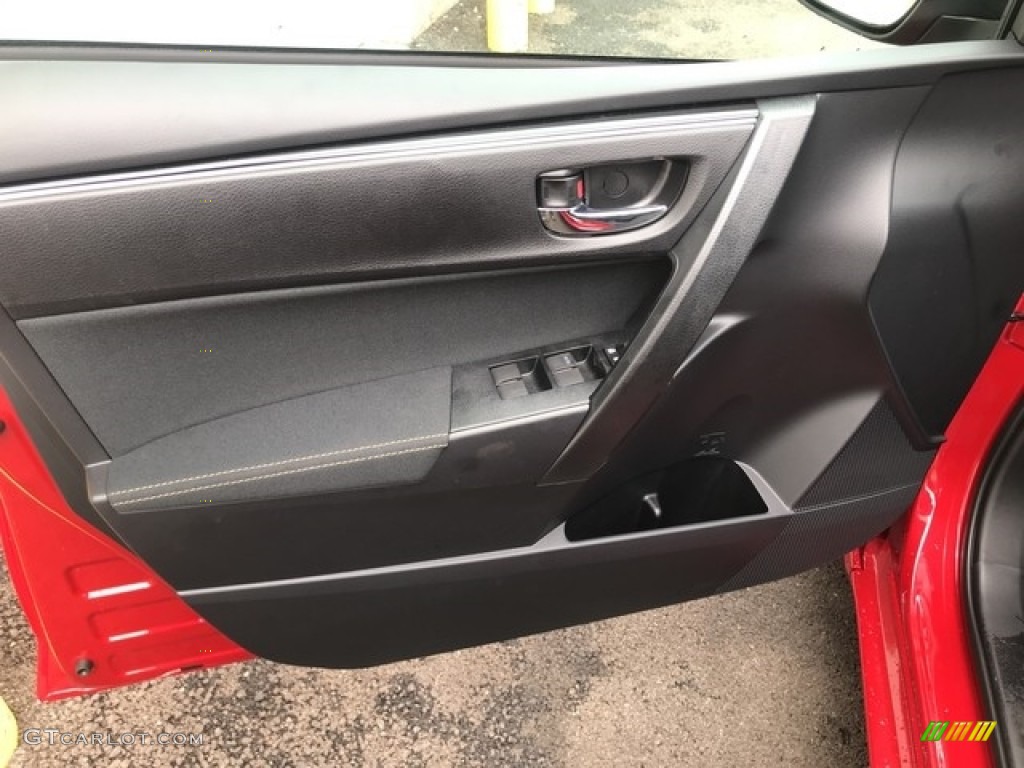 2019 Corolla LE - Barcelona Red Metallic / Black photo #6