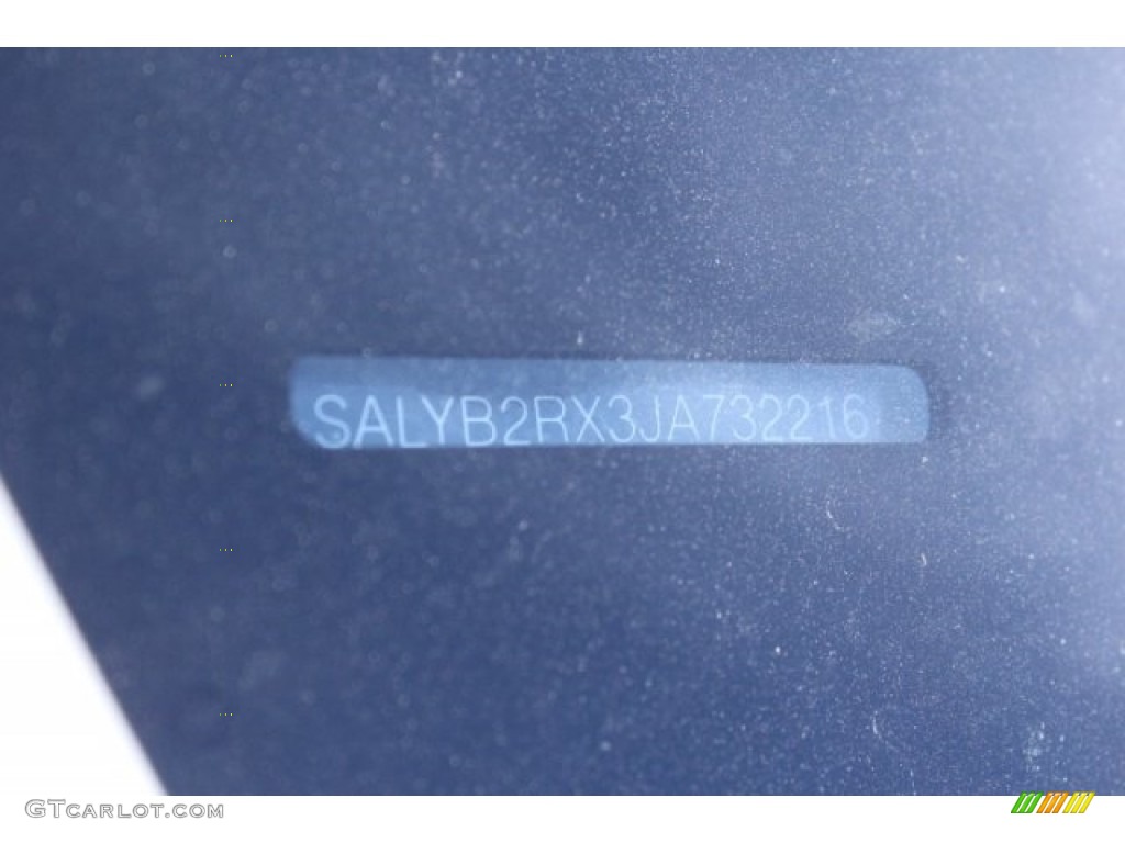 2018 Range Rover Velar S - Fuji White / Ebony photo #39