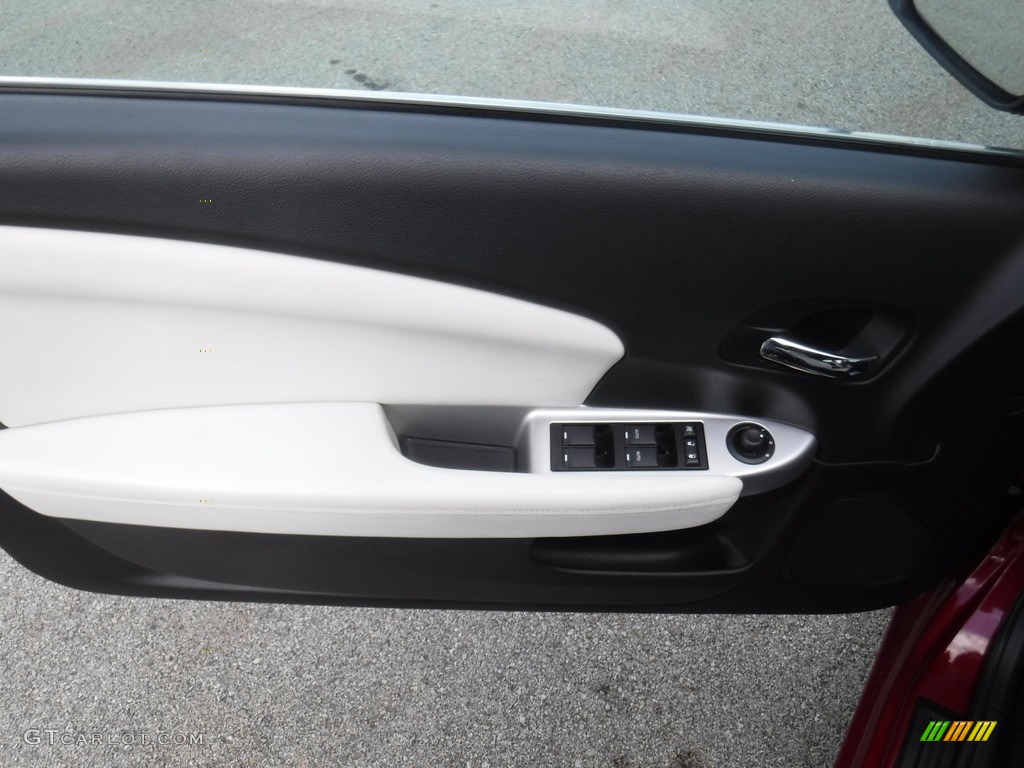 2012 200 Limited Convertible - Deep Cherry Red Crystal Pearl Coat / Black/Light Frost photo #17