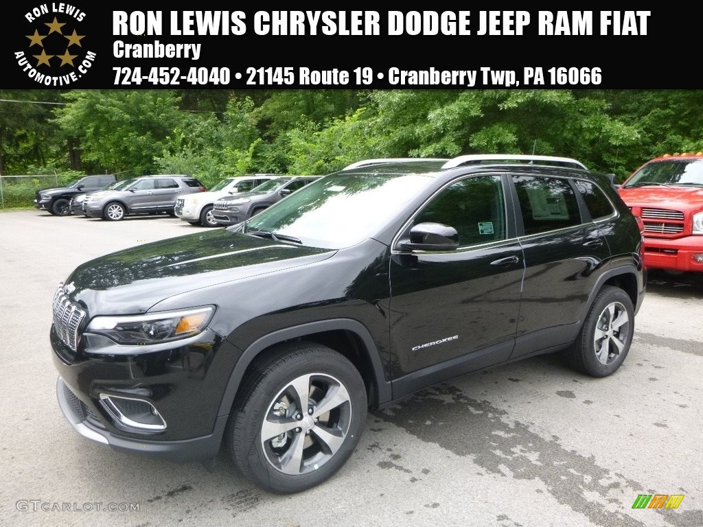 2019 Cherokee Limited 4x4 - Diamond Black Crystal Pearl / Black photo #1