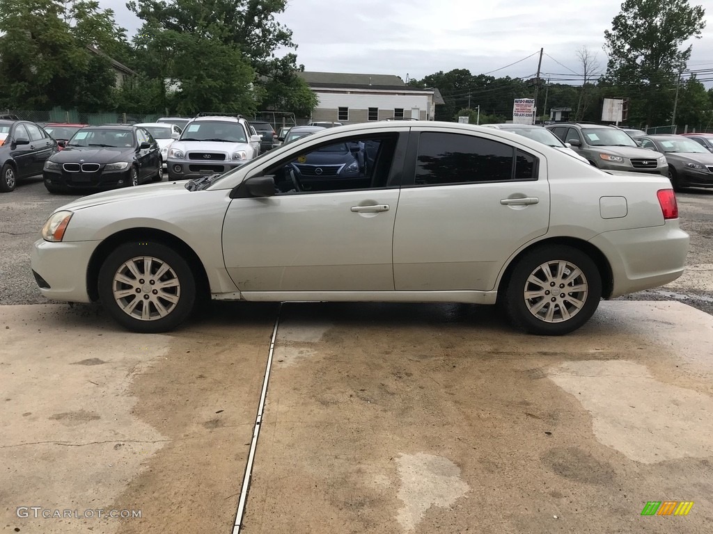 2009 Galant ES - Dover White Pearl / Beige photo #3