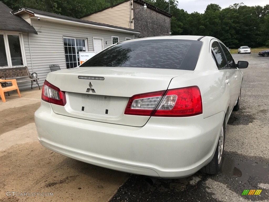 2009 Galant ES - Dover White Pearl / Beige photo #7