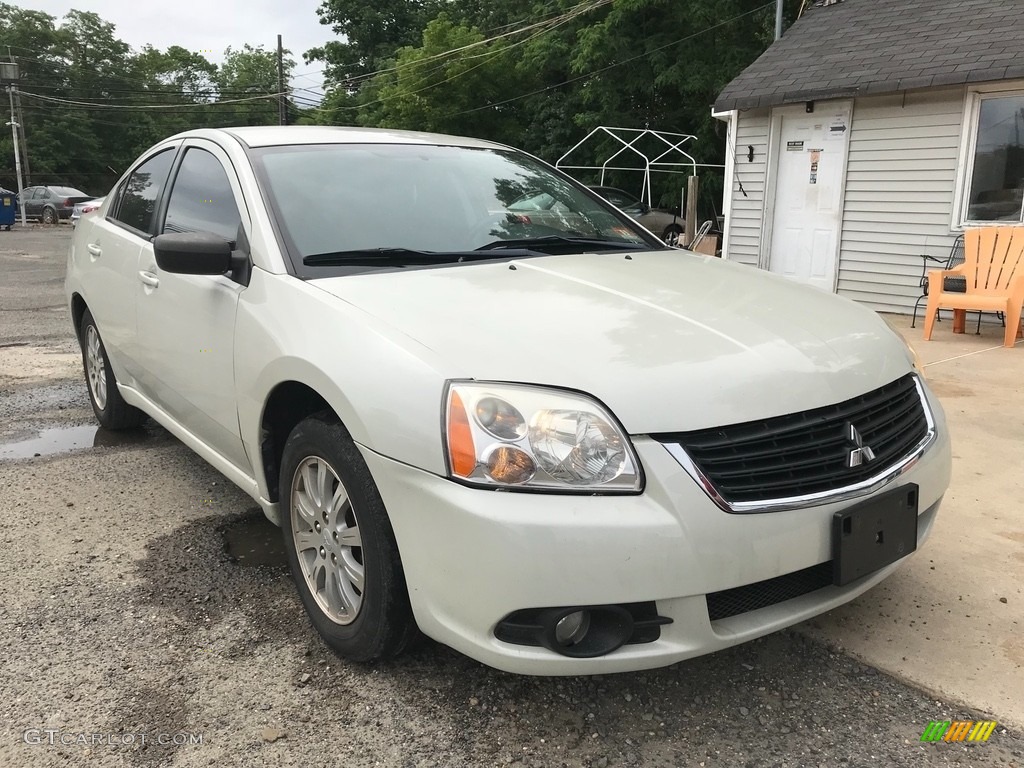 2009 Galant ES - Dover White Pearl / Beige photo #10