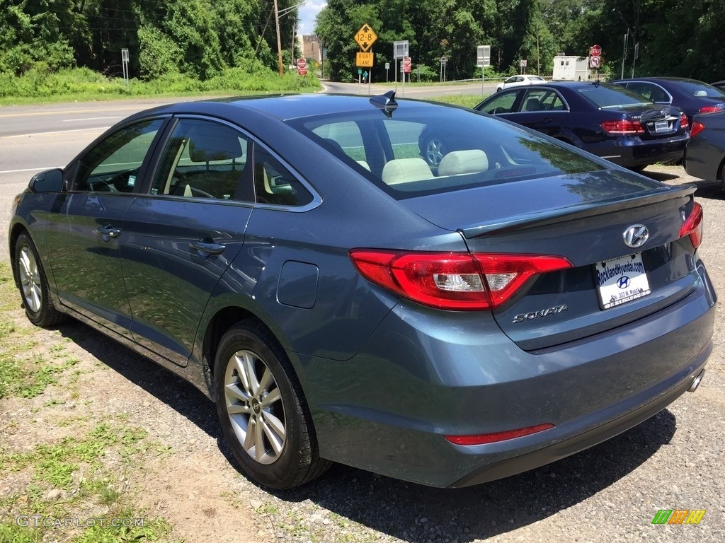 2016 Sonata SE - Nouveau Blue / Beige photo #6
