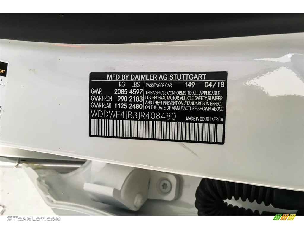 2018 C Color Code 149 for Polar White Photo #128007454