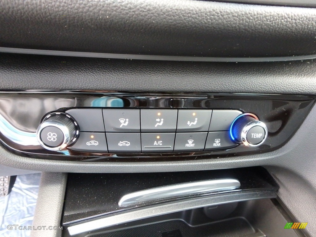 2018 Buick Regal Sportback Preferred Controls Photos