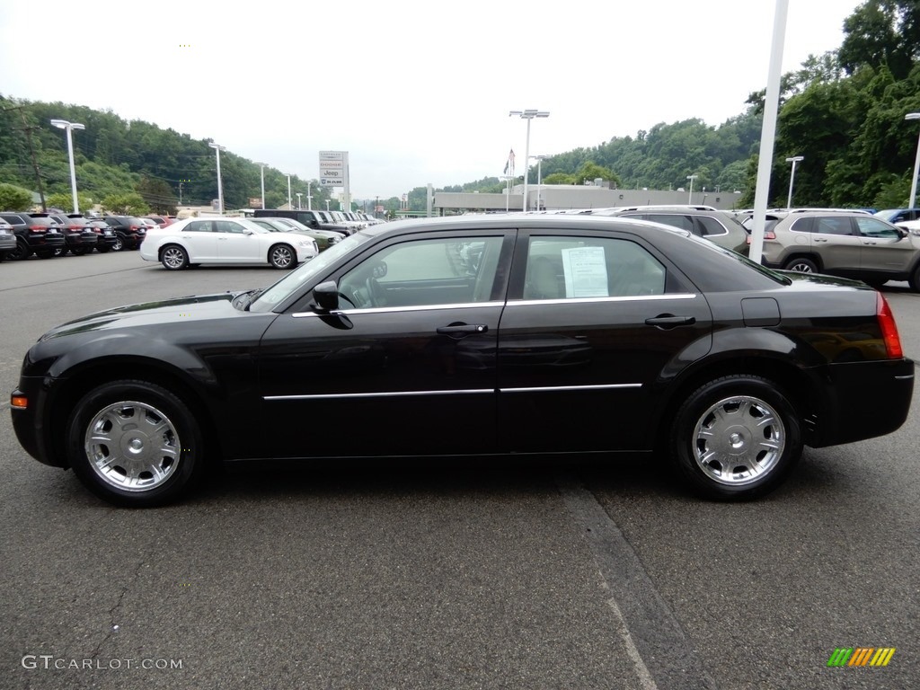 2006 300 Touring - Brilliant Black Crystal Pearl / Dark Slate Gray/Light Graystone photo #2