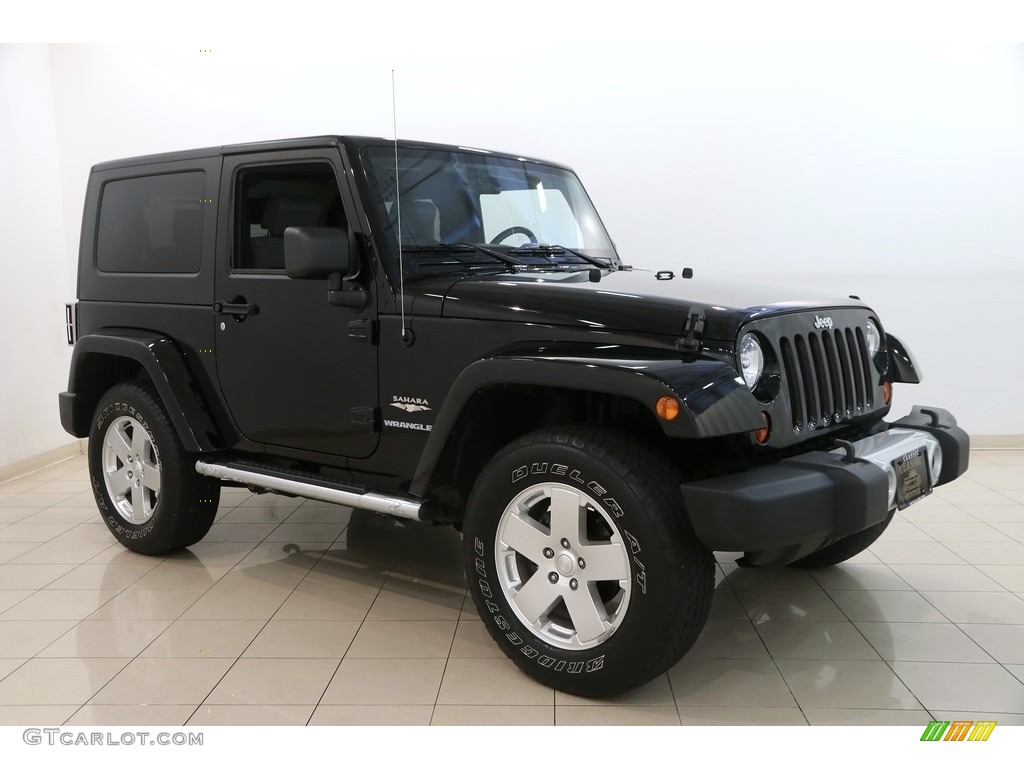 2010 Wrangler Sahara 4x4 - Black / Dark Slate Gray/Medium Slate Gray photo #1
