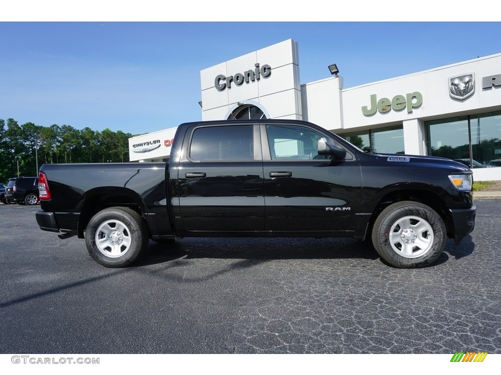 2019 1500 Tradesman Crew Cab 4x4 - Diamond Black Crystal Pearl / Black photo #11