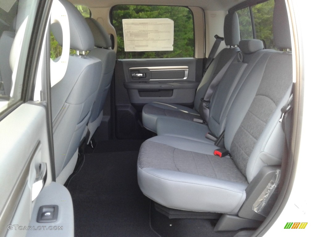 2018 1500 Big Horn Crew Cab 4x4 - Bright White / Black/Diesel Gray photo #11