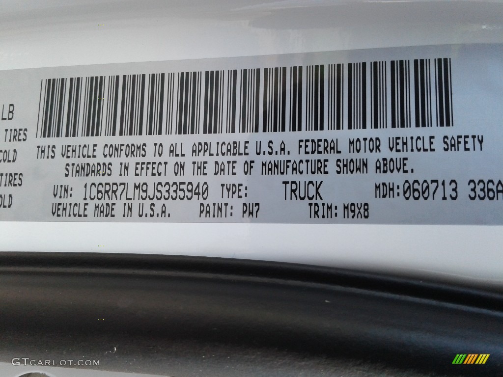 2018 1500 Big Horn Crew Cab 4x4 - Bright White / Black/Diesel Gray photo #34