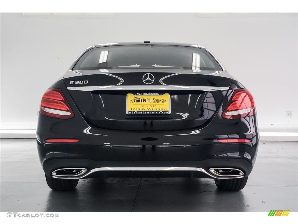 2018 E 300 Sedan - Obsidian Black Metallic / Black photo #4