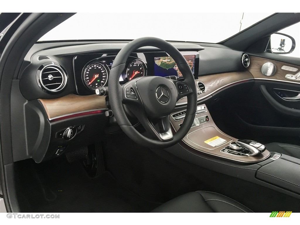 2018 E 300 Sedan - Obsidian Black Metallic / Black photo #5