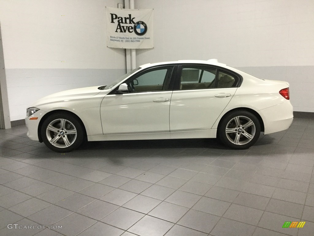 2015 3 Series 328i xDrive Sedan - Alpine White / Venetian Beige photo #2