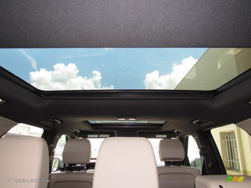 2018 Discovery SE - Corris Grey Metallic / Acorn/Ebony photo #18